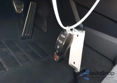 2020 Porsche 718 Cayman Gt4 z USA, uszkodzony, nr VIN WP0AC2A82LK289130